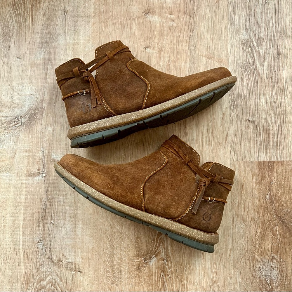 Like New- Born Tarkiln Boots